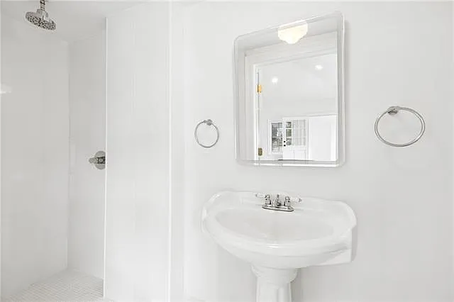 5537 Cherlyn Dr — Photo 30
