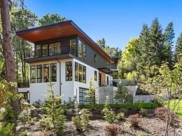 9271 SE 76th Street, Mercer Island, WA 98040