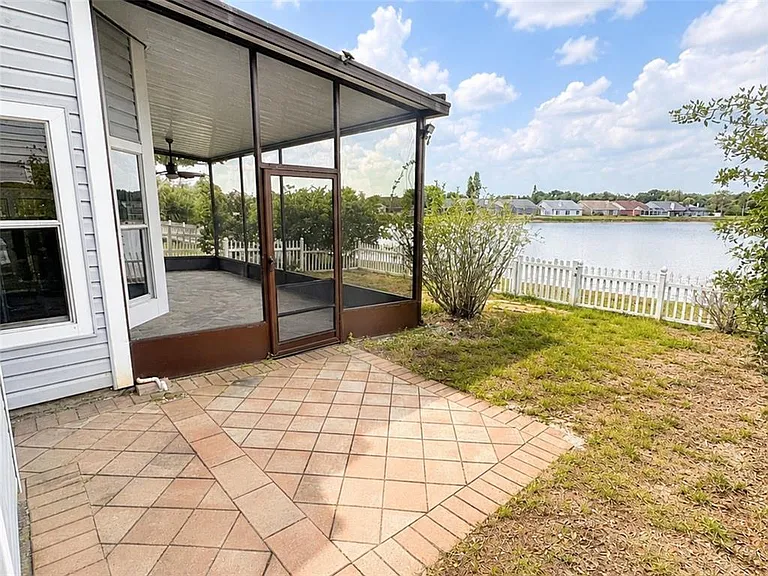 11848 Branch Mooring Dr — Photo 17