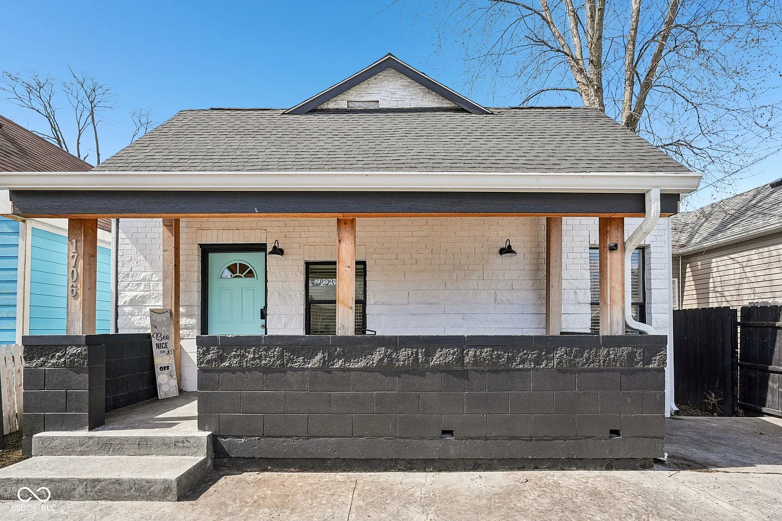 1706 Draper St photo 1