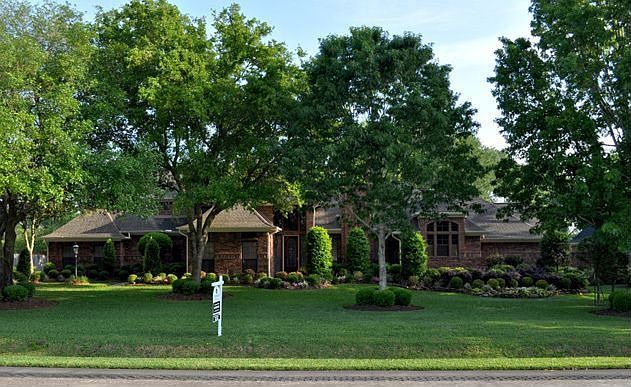 Front View of Home