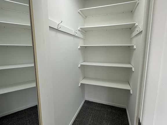 2nd image of 28721-28727 Jefferson Ave #C1