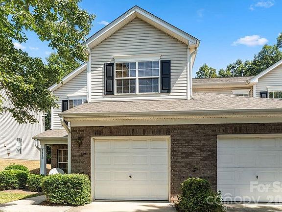 2nd image of 3110 Summerfield Ridge Ln
