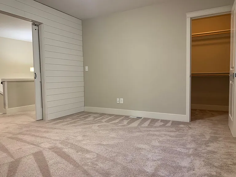 16071 NW Ashfield Dr — Photo 16