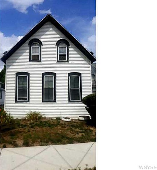 1st image of 274 Carlton St
