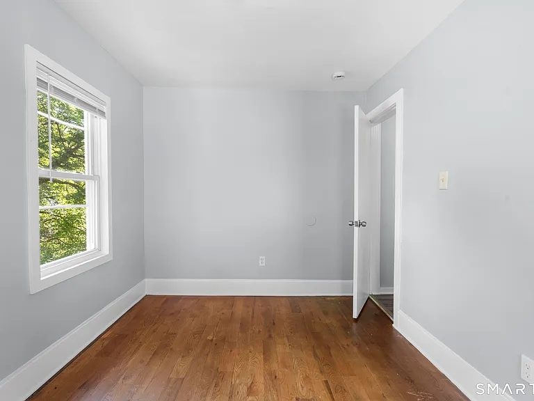 165 Starr St #2 — Photo 28