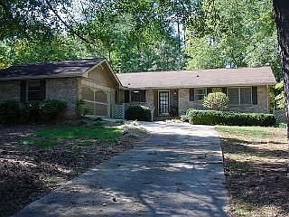 1st image of 3431 Richmond Dr SE