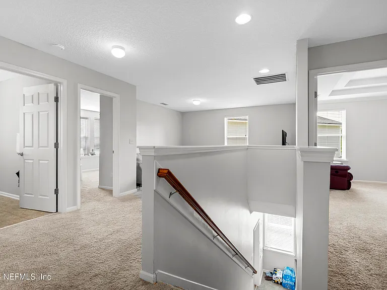 225 S Torwood Dr — Photo 15