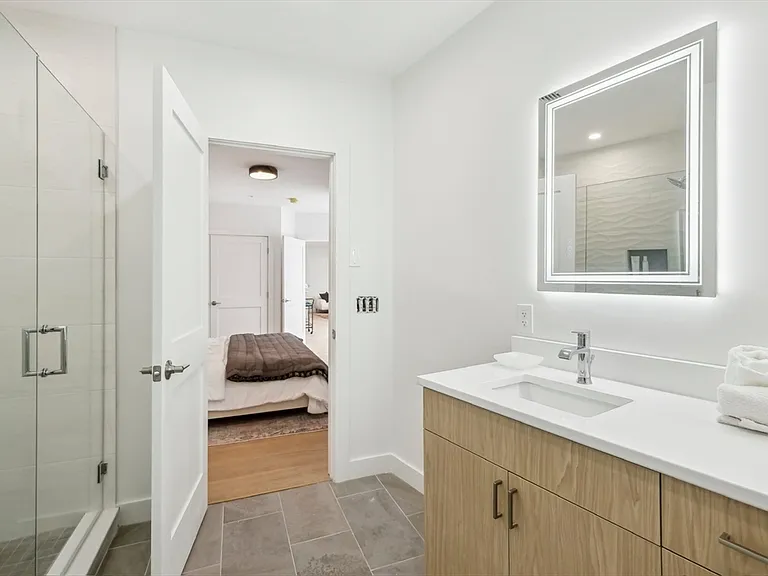 256 Dorchester St #504 — Photo 22