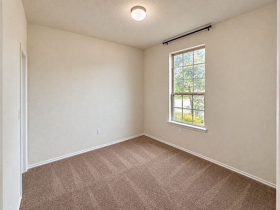5th image of 11712 Monterosso Dr