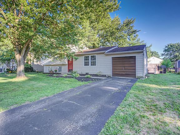 2nd image of 313 Hereford Dr
