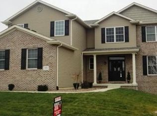 2106 W Liams Way, Dunlap, IL 61525