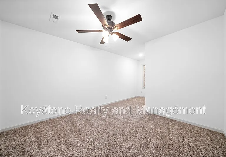 925 Center Rd #C — Photo 12