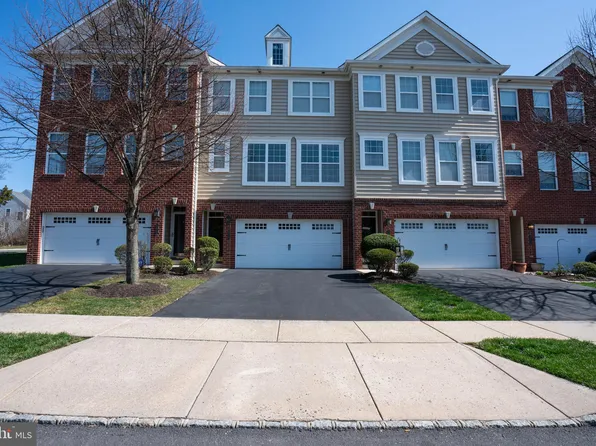 154 Country View Way, Telford, PA 18969