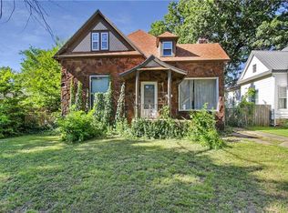 1621 Appleton Ave, Parsons, KS 67357