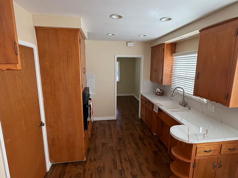 Raviller Dr — Photo 13