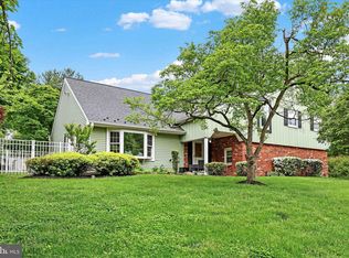 57 Brookside Dr, Holland, PA