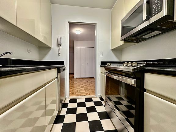 2nd image of 501 E 87th St APT 5d
