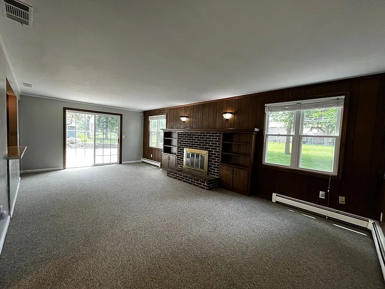 3315 Walden Run — Photo 8