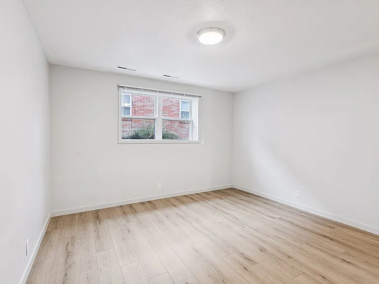 4605 California St #3 — Photo 21