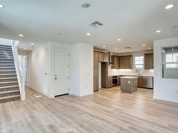 3rd image of 29533 Monarch Rd