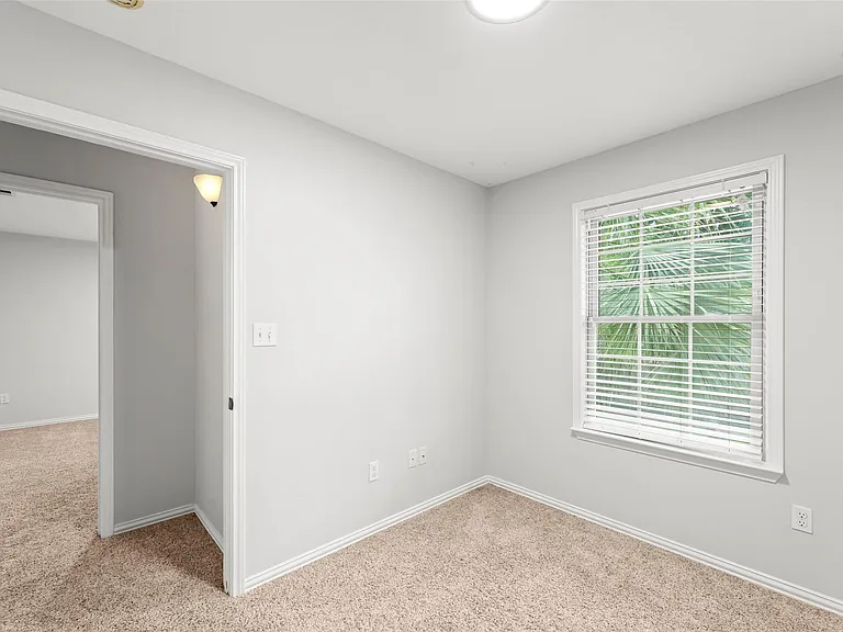 14115 River Forest Dr — Photo 24