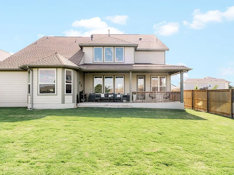 137 Crescent Moon Ct — Photo 35