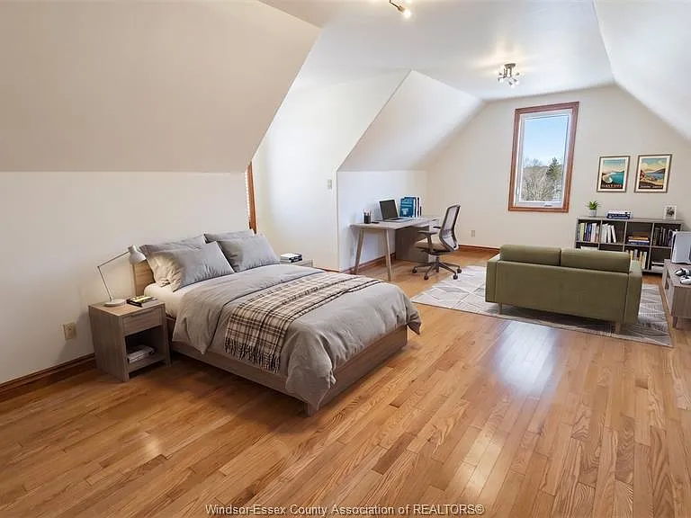 380 Shoreview Cir — Photo 16