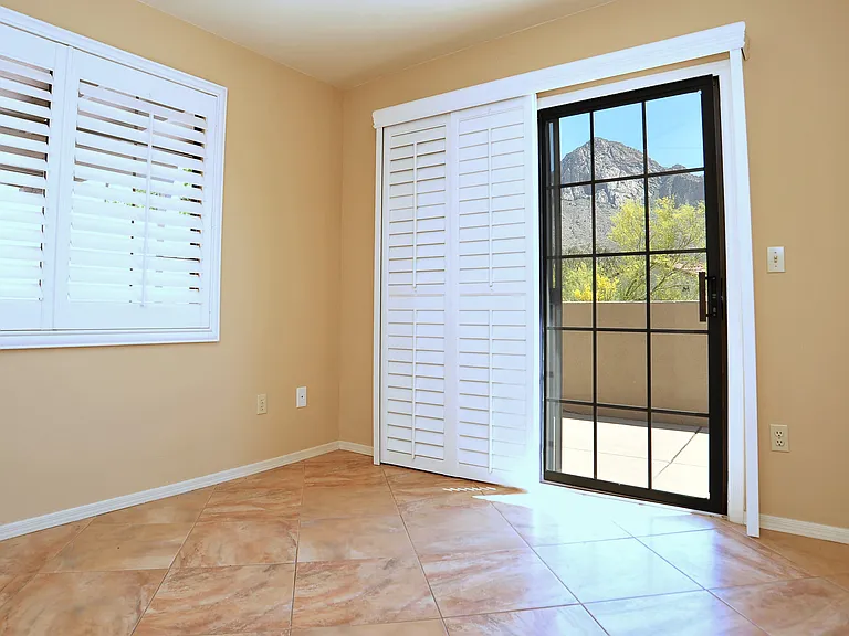 1600 E Deer Shadow Ln — Photo 36