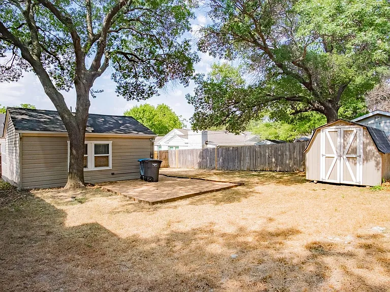4224 Curzon Ave — Photo 13