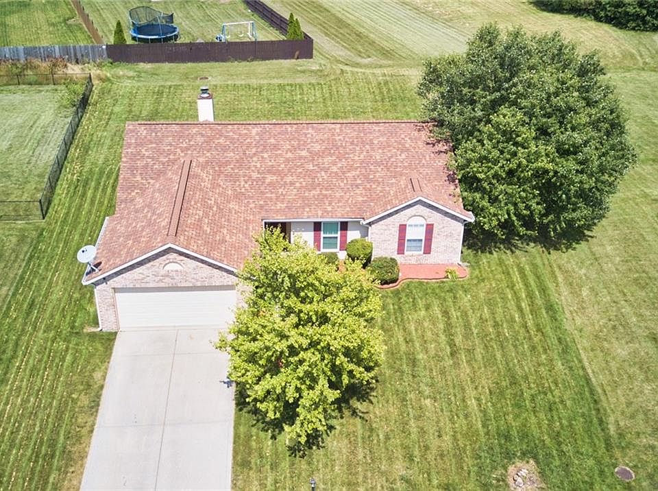 1st image of 6609 N Hollingsworth Dr
