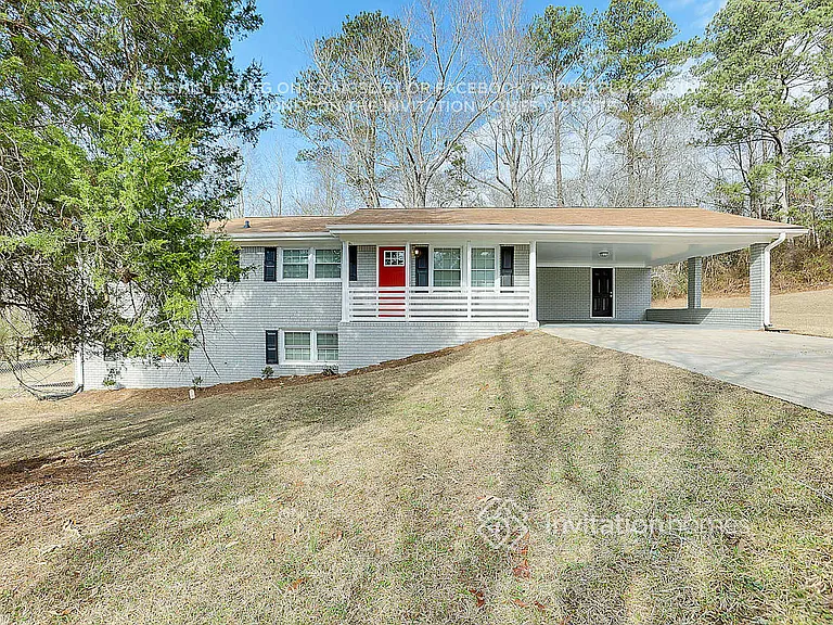 116 Rosewood Dr — Photo 2
