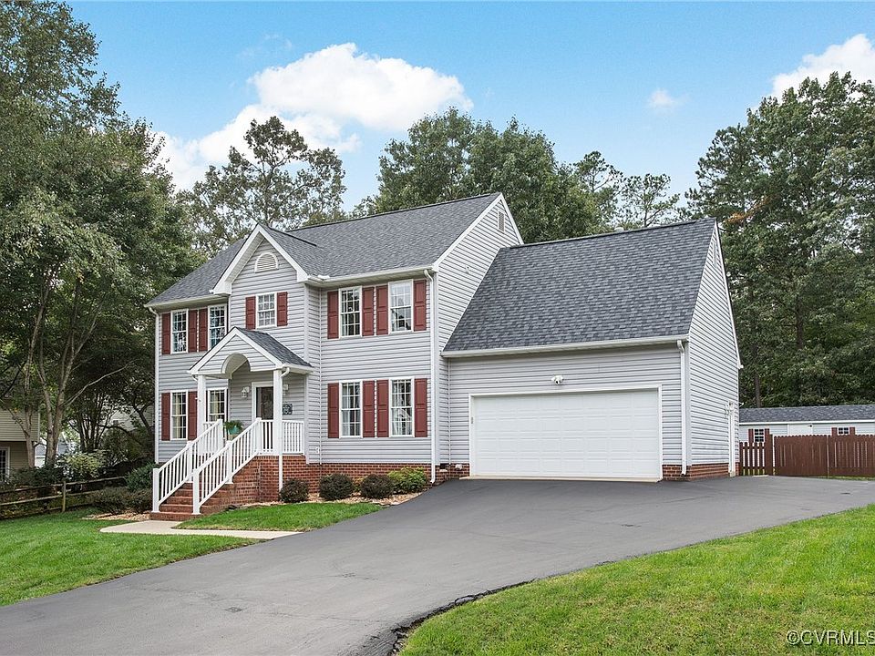 1st image of 8231 Weathered Oak Ln