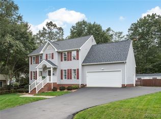 8231 Weathered Oak Ln, Mechanicsville, VA 23111
