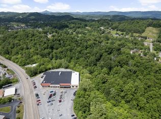 1855 Moreland Dr, Kingsport, TN 37663