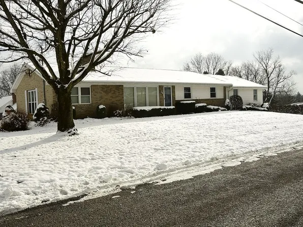 235 Main St, Connoquenessing, PA 16027