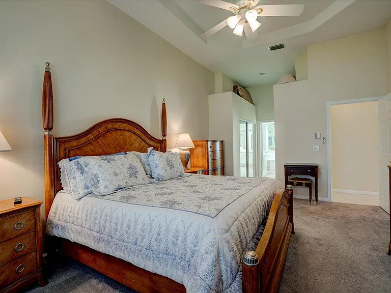 15323 Fiorenza Cir — Photo 30