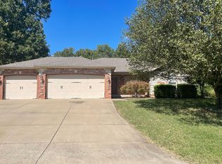 5565 S Lexington Ave, Springfield, MO 65810