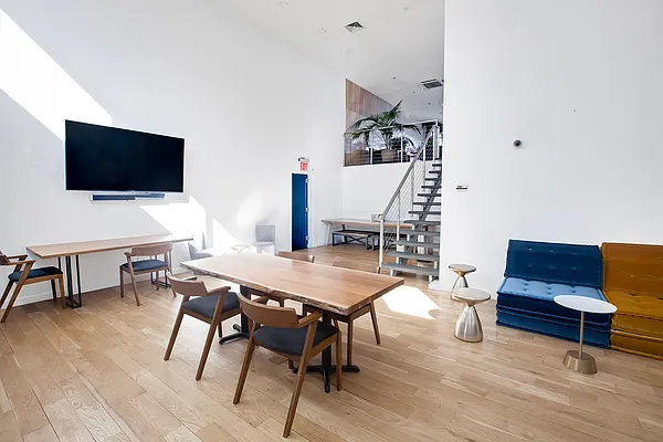 Rented by Compass | media 26