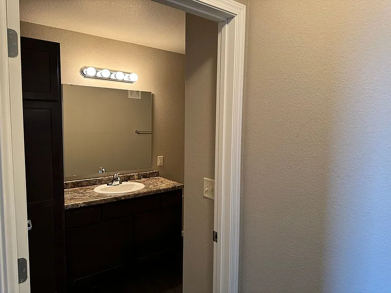 Aspen Trail Apartments — Photo 69