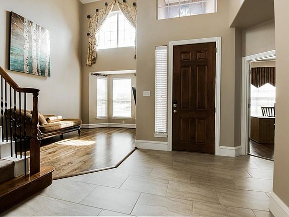 2nd image of 600 Harlequin Dr
