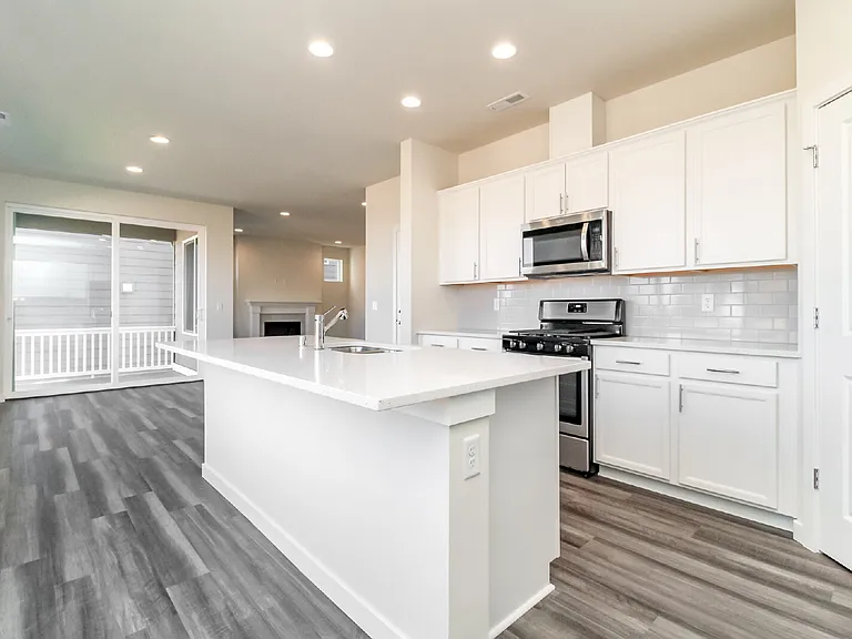 5632 S 302nd St — Photo 9