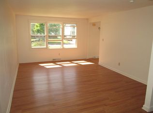 87 Berehaven Dr, Amherst, NY 14228