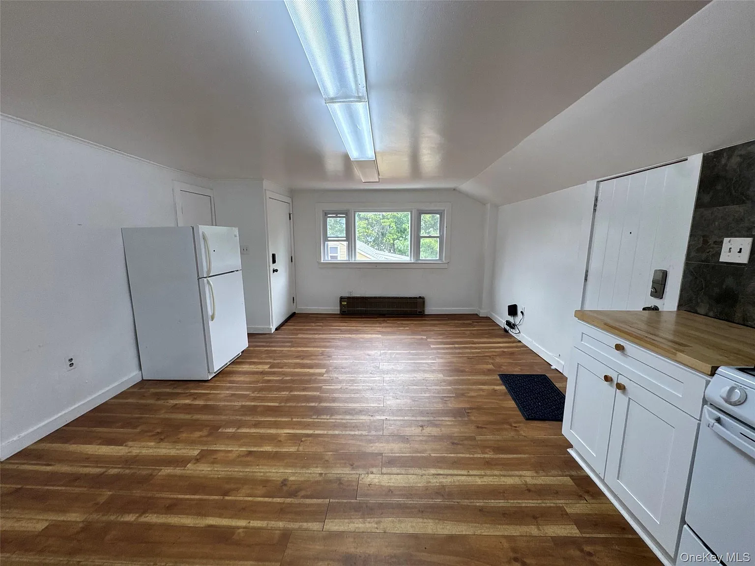 1 bed, 1.0 bath, 700 sqft, $1,650 — Photo 3