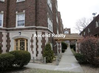 7853 S Coles Ave APT 3S, Chicago, IL 60649