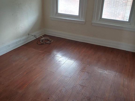 4th image of 662 E Allegheny Ave