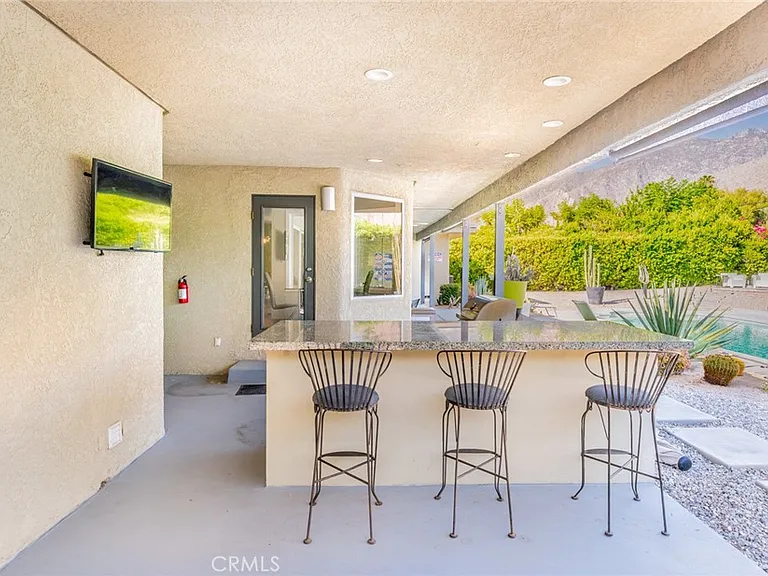 1600 E Palm Tree Dr — Photo 43