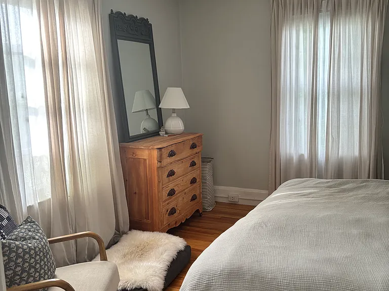 519 Brighton Ave — Photo 8