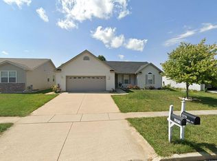 2275 Boulder Dr, Normal, IL 61761