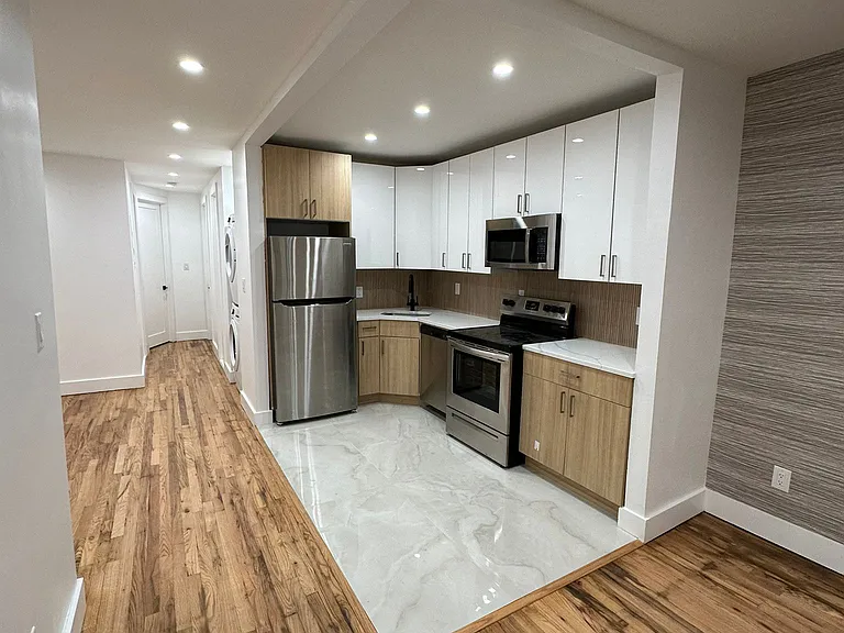 1129 Broadway #1B — Photo 9